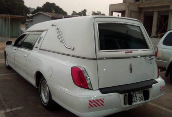 Hearse driver sadly perishes in an accident while transporting corpse