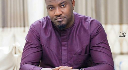 John Dumelo