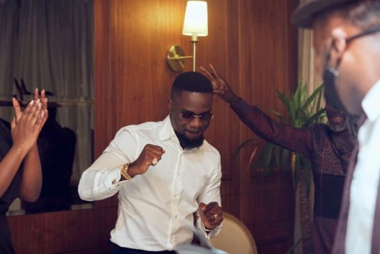 Sarkodie drops video and photos of his surprise birthday party