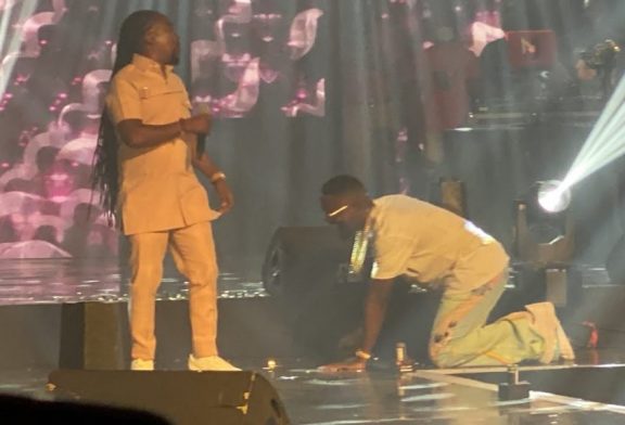 Sarkodie shows massive respect to Obrafour at #Rapperholic2021