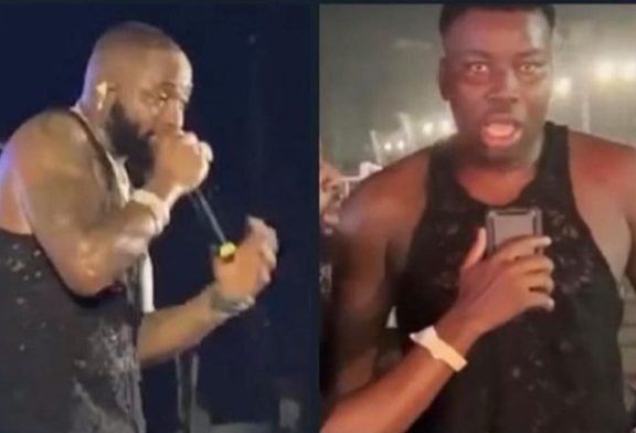 Videos: I want all the people in my area to smell his body - an elated fan of Davido speaks after grabbing his tossed singlet at the Timeless Concert