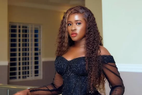 Fella Makafui sadly complains about her employee stealing 50k from her