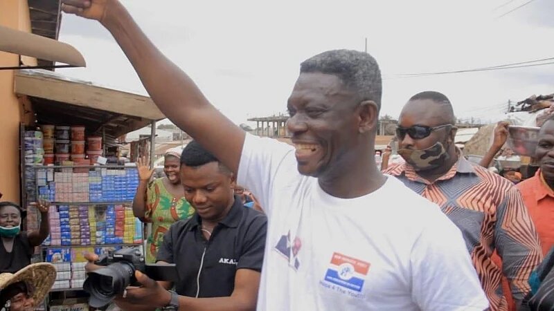 Agya Koo supporting NPP and Kennedy Agyapong